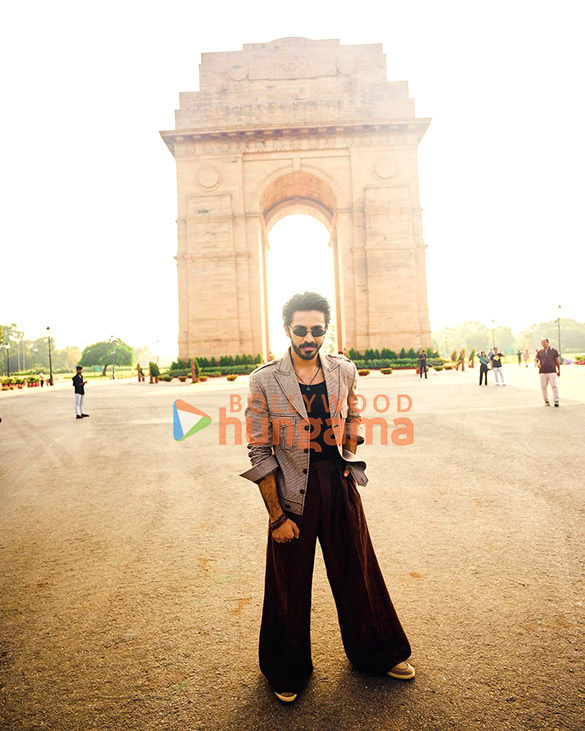 photos anurag kashyap aaishvary thackeray and vedika pinto snapped promoting nishaanchi at delhis iconic landmarks 7