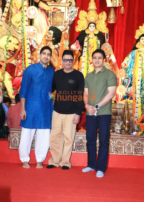 photos bhushan kumar and ayan mukerji snapped at a durga puja pandal 1