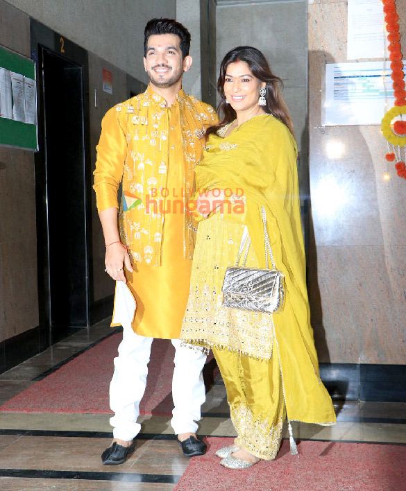 photos celebs grace ankita lokhande and vicky jains gauri ganpati celebrations 7