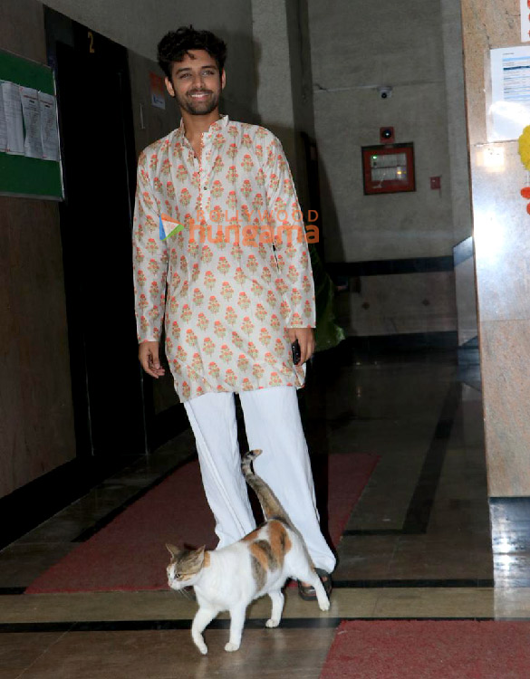 photos celebs grace ankita lokhande and vicky jains gauri ganpati celebrations 8