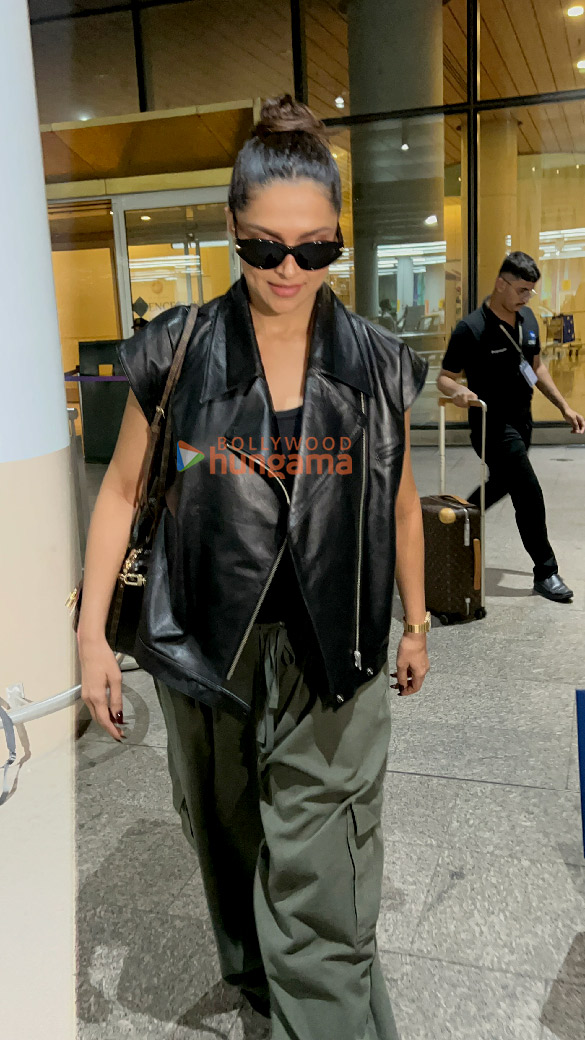 photos deepika padukone ranveer singh sonam kapoor ahuja and others snapped at the airport 5