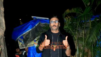 Photos: Jackie Shroff snapped in Bandra