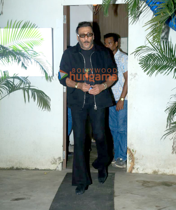 photos jackie shroff snapped in bandra 4