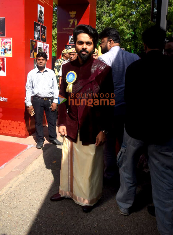 photos karan johar vidhu vinod chopra ektaa r kapoor and others arrive at vigyan bhawan to attend the national film awards ceremony 15