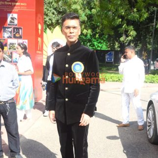 Photos: Karan Johar, Vidhu Vinod Chopra, Ektaa R Kapoor and others arrive at Vigyan Bhawan to attend the 71st National Film Awards