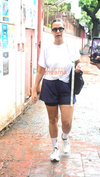 Photos: Neha Dhupia and Angad Bedi snapped in Khar