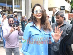 Photos: Rakul Preet Singh snapped outside a salon in Bandra