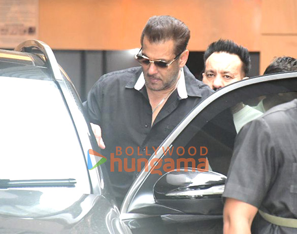 photos salman khan ridhima pandit iulia vantur gauahar khan and others grace arbaaz khans wife sshura khans baby shower ceremony in bandra 431 2