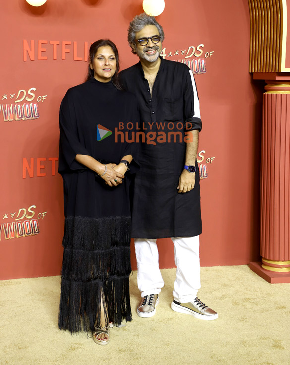 photos shah rukh khan kajol aryan khan ajay devgn sahher bambba shashank khaitan and others grace the premiere of the bads of bollywood 1123 48 657