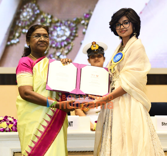 photos shah rukh khan rani mukerji and others attend 71st national film awards 2025 1