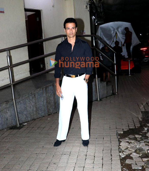 photos shilpa shetty raj kundra geeta basra and others grace the special screening of mehar 3