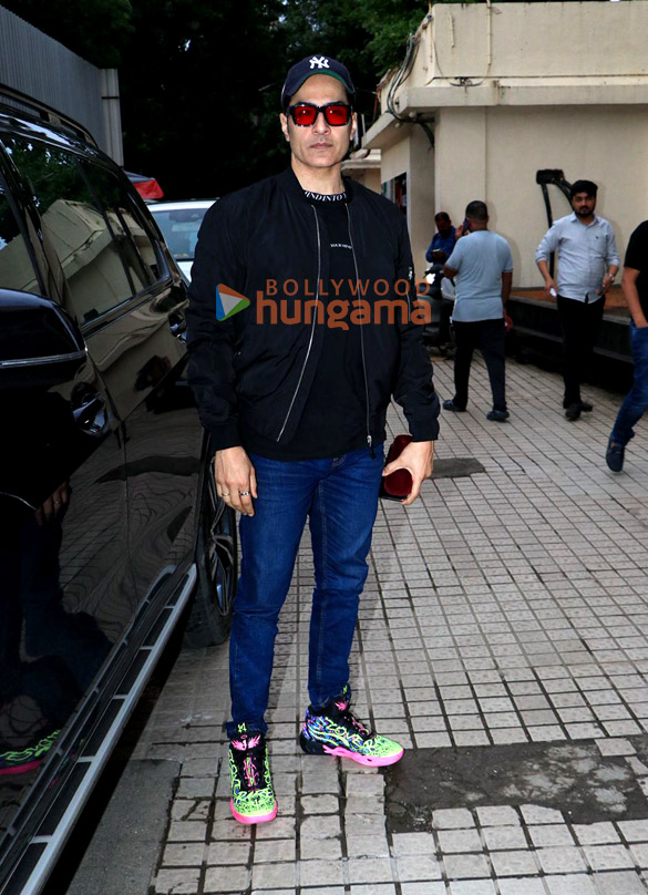photos shilpa shetty raj kundra geeta basra and others grace the special screening of mehar 8