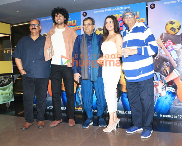 Photos: Subhash Ghai, Aparshakti Khurana, Pashmina Roshan and others grace the premiere of Mannu Kya Karegga