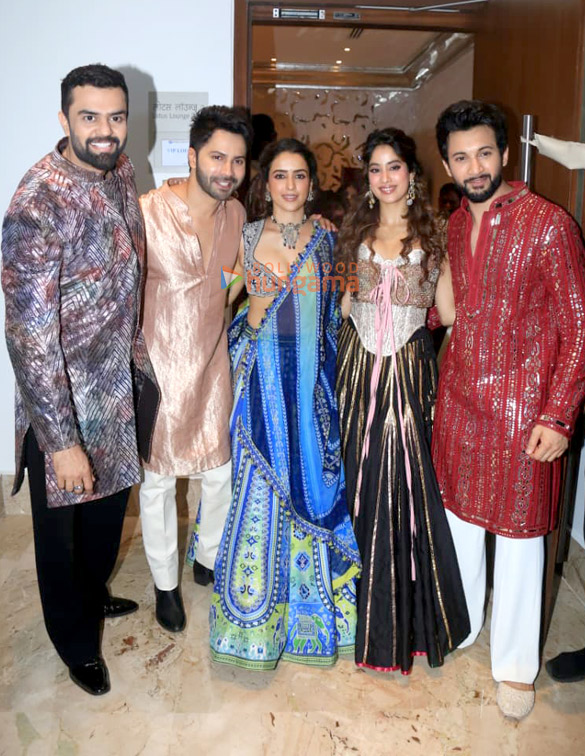 photos varun dhawan janhvi kapoor sanya malhotra rohit saraf and maniesh paul snapped promoting sunny sanskari ki tulsi kumari at falguni pathaks dandiya night 6