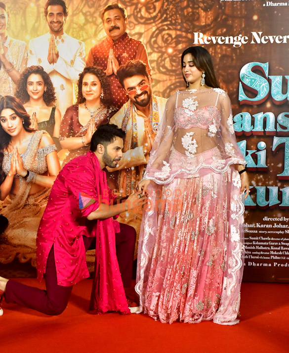 photos varun dhawan and janhvi kapoor snapped at sunny sanskari ki tulsi kumari trailer launch 5