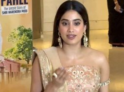 Janhvi Kapoor in a gold saree looks stunning