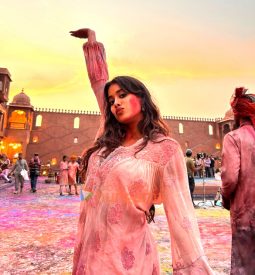 Sunny Sanskari Ki Tulsi Kumari on the sets