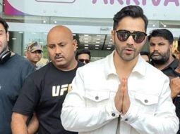 Sunny’s sanskari arrival at the airport! Varun Dhawan
