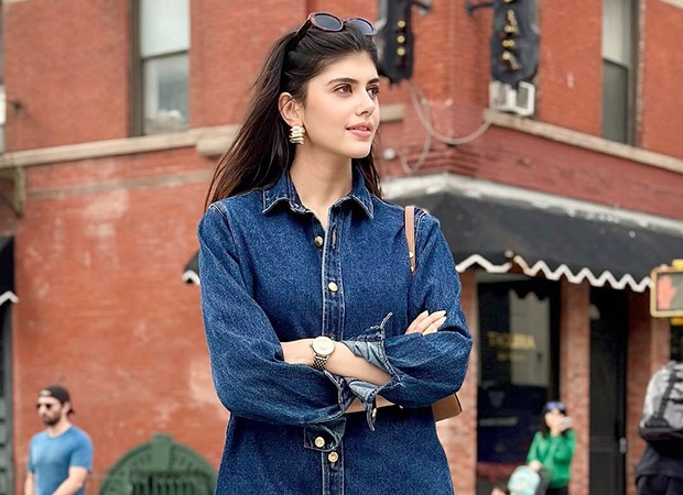 Sanjana Sanghi reflects on her character Kizie Basu from Dil Bechara still being remembered, “I feel so blessed that the audience continues to keep her alive in their hearts” Sanjana Sanghi reflects on her character Kizie Basu from Dil Bechara still being remembered, “I feel so blessed that the audience continues to keep her alive in their hearts”