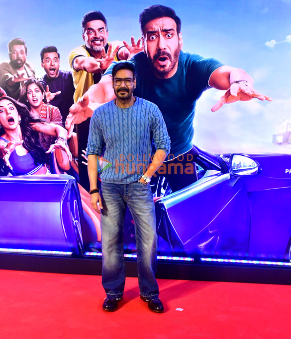 photos ajay devgn r madhavan rakul preet singh meezaan jafri and others grace the trailer launch of their film de de pyaar de 2 3