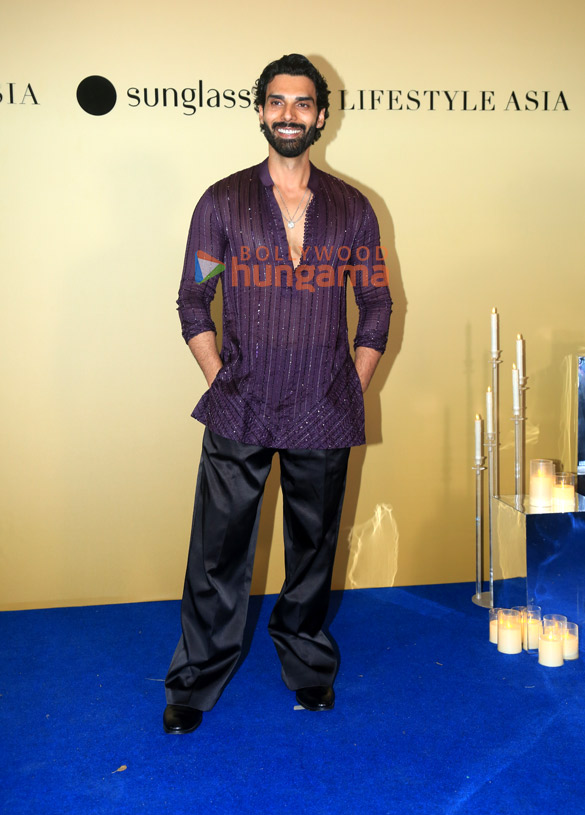 photos avneet kaur nushrratt bharuccha aaman devgan urvashi rautela and others grace the lifestyle diwali bash 2025 73