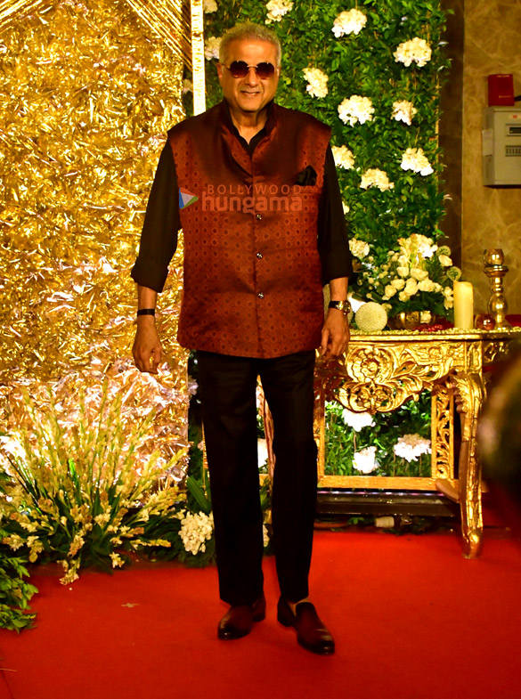 photos hrithik roshan saba azad mrunal thakur pooja hegde mouni roy nora fatehi and others snapped attending ramesh s tauranis diwali bash 10
