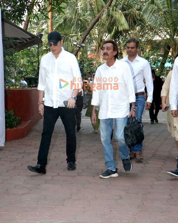 photos jackie shroff rohit shetty sonu sood aditya pancholi and others attend pankaj dheers prayer meet 2025 2