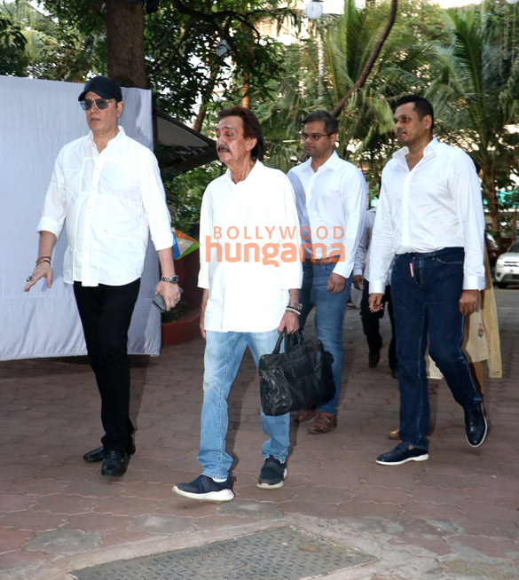 photos jackie shroff rohit shetty sonu sood aditya pancholi and others attend pankaj dheers prayer meet 2025 33