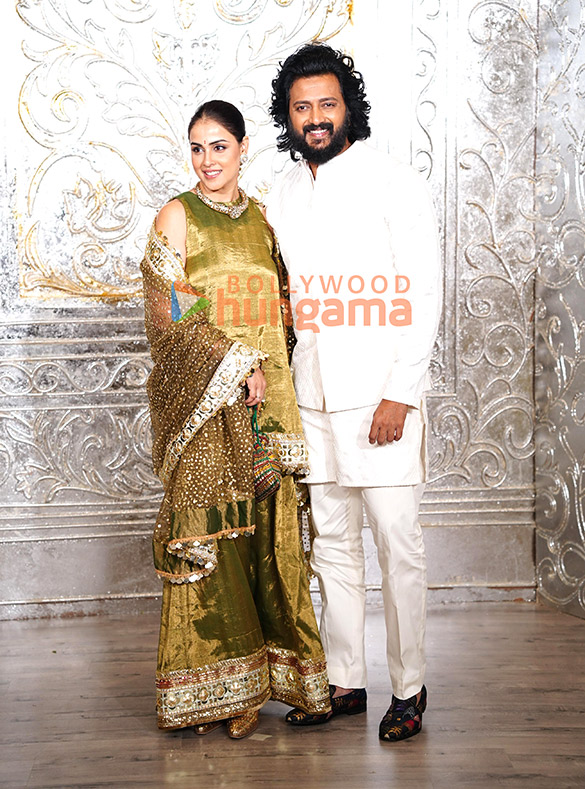 photos kareena kapoor khan riteish deshmukh genelia deshmukh hema malini and others attend manish malhotras diwali party 6