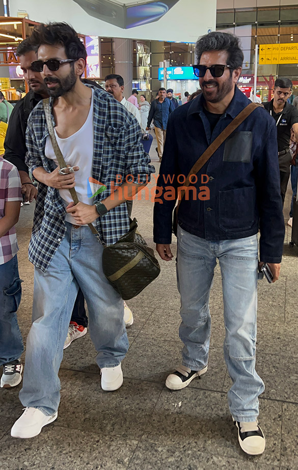 photos kartik aaryan kabir khan mrunal thakur and twinkle khanna snapped at the airport 4