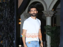 Photos: Sajid Nadiadwala, Bhushan Kumar and others celebrate Kartik Aaryan’s Best Actor award for Chandu Champion