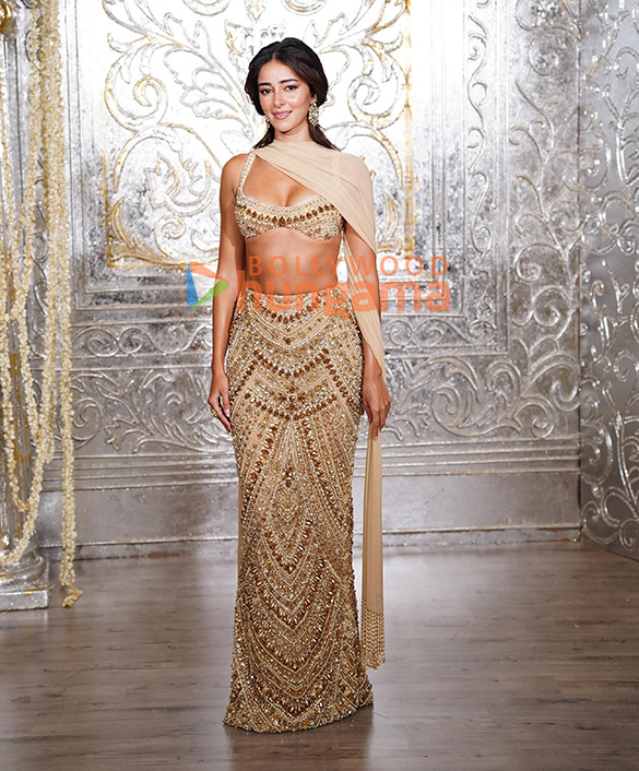 Photos: Kriti Sanon, Ananya Panday, Alaya F, Sara Ali Khan and others attend Manish Malhotra’s Diwali party