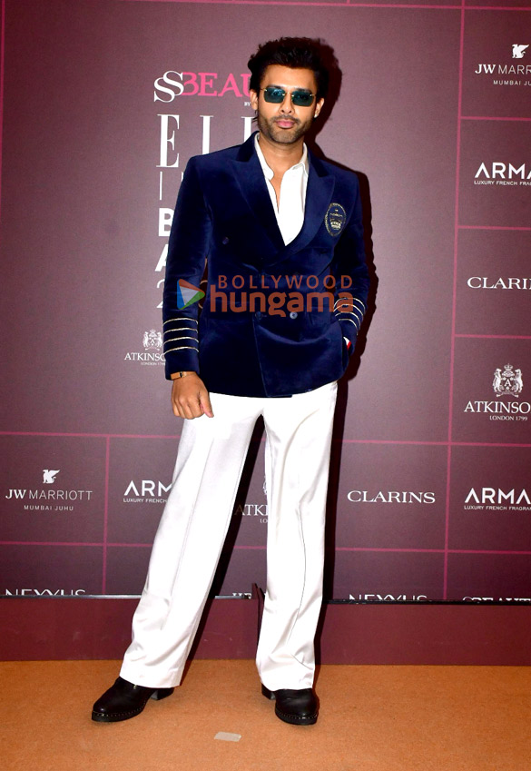 photos kriti sanon ibrahim ali khan lauren gottlieb shweta tripathi and others grace the elle beauty awards 2025 8