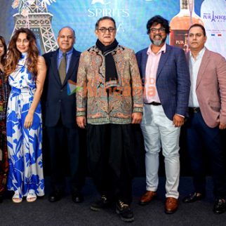 Photos: Mahesh Manjrekar, Sanjeev Kapoor, Anusha Dandekar, Saiee Manjrekar and others snapped at the launch of Puranique Spirits