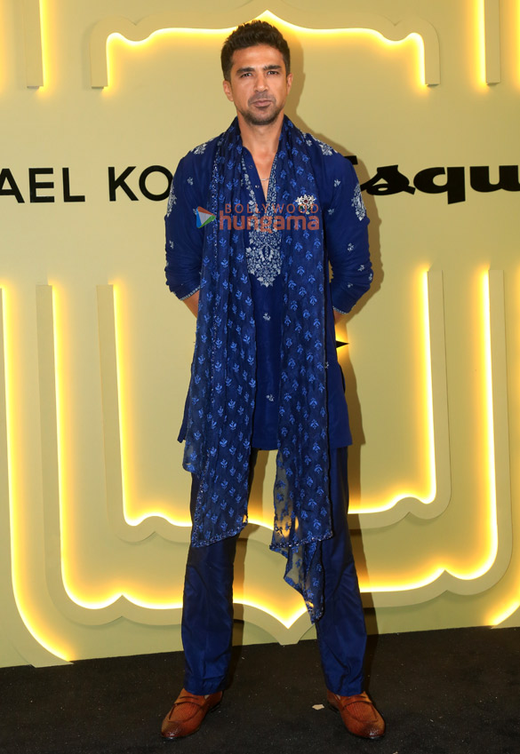 photos nimrat kaur kritika kamra elnaaz norouzi amyra dastur and others snapped attending esquire magazine diwali party 21