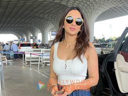 Photos: Rakul Preet Singh, Jackky Bhagnani, Nimrat Kaur, Alaya F and others snapped at the airport