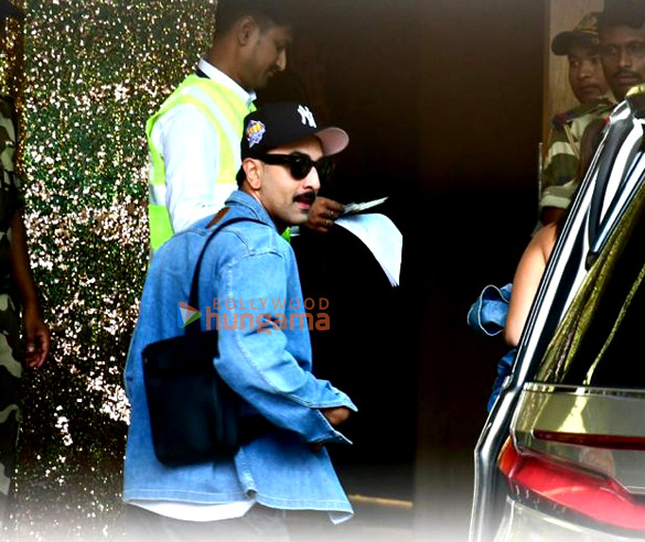 photos ranbir kapoor alia bhatt and ayan mukerji snapped at kalina airport 5