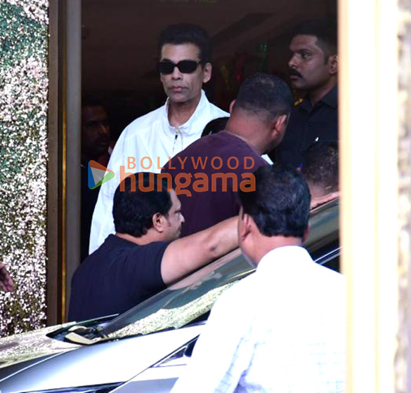 photos ranbir kapoor alia bhatt and karan johar snapped at kalina airport 3