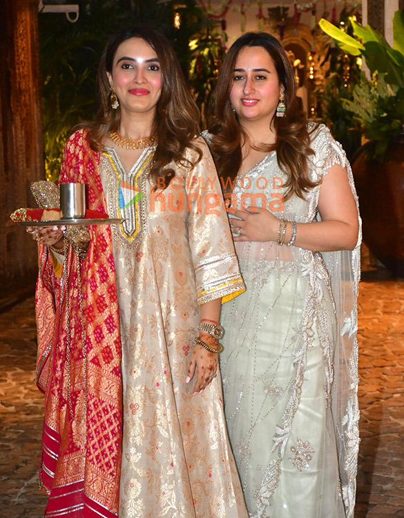 photos raveena tandon geeta basra shilpa shetty mira rajput kapoor and others snapped at anil kapoors residence for karwa chauth 009 1