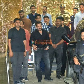 Photos: Salman Khan snapped at Kalina airport