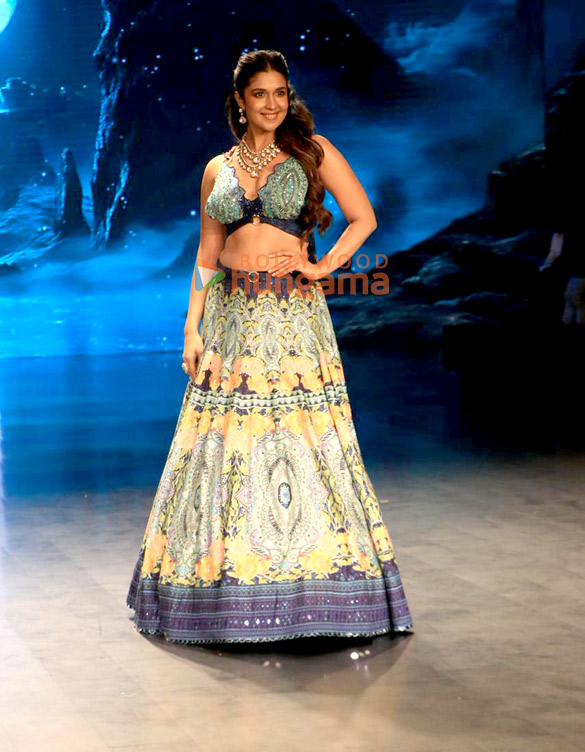 photos sunny singh nijjar and others turn showstoppers at bombay times fashion week 2025 4