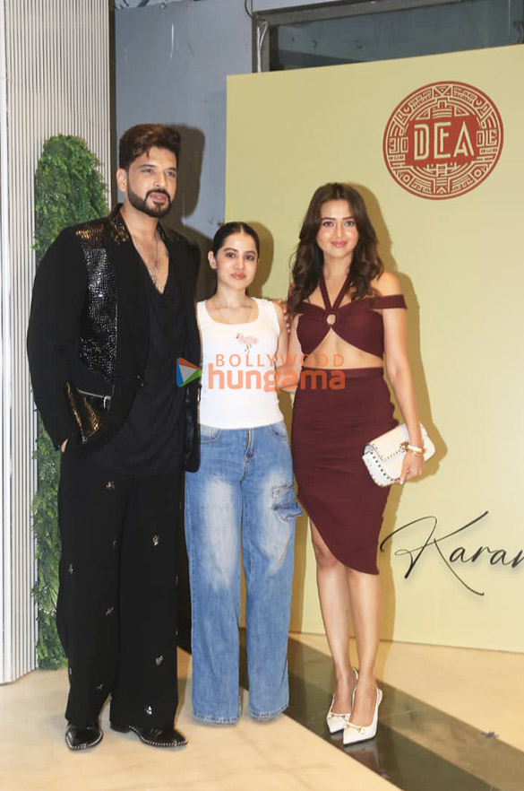Photos: Tejasswi Prakash, Uorfi Javed and others attend Karan Kundrra’s birthday bash Photos: Tejasswi Prakash, Uorfi Javed and others attend Karan Kundrra’s birthday bash