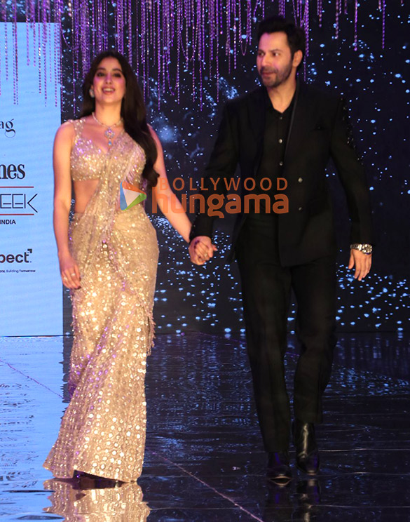 photos varun dhawan and janhvi kapoor turn showstoppers at bombay times fashion week 2025 2