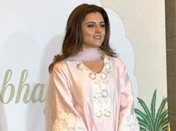 Pink Glamor! Riddhi Dogra