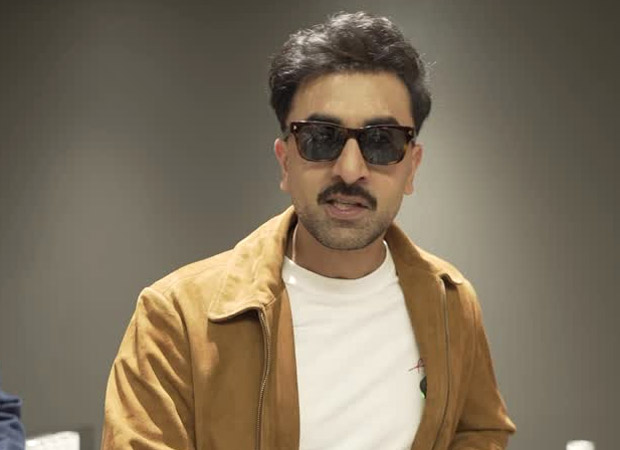 रणबीर कपूर ने खुद को 'भारत के पुरुष सोनम कपूर' घोषित किया क्योंकि वह फैशन और उनके ब्रांड आर्क्स पर खुलते हैं