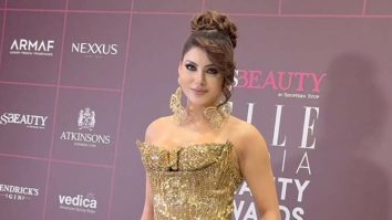 Making the entrance worth every flash! Urvashi Rautela