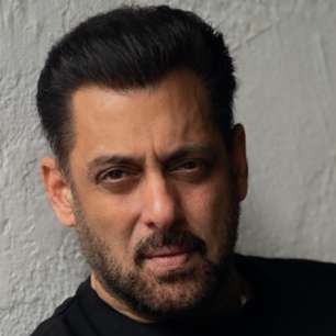 Salman Khan visits brother Arbaaz and sister-in-law Sshura Khan in hospital after birth of their baby girl