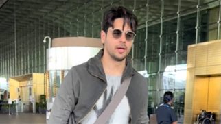 Sidharth Malhotra’s classy airport look