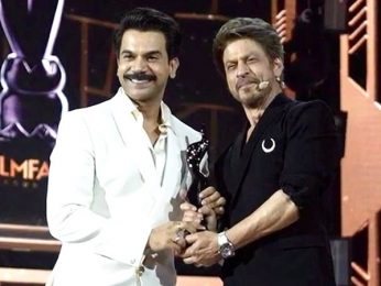 Shah Rukh Khan praises Rajkummar Rao at Filmfare Awards; says, “Srikanth was outstanding. Absolutely truly deserved!” Shah Rukh Khan praises Rajkummar Rao at Filmfare Awards; says, “Srikanth was outstanding. Absolutely truly deserved!”