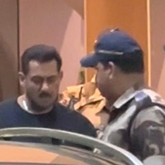 Bhaijaan in black at the airport! Salman Khan